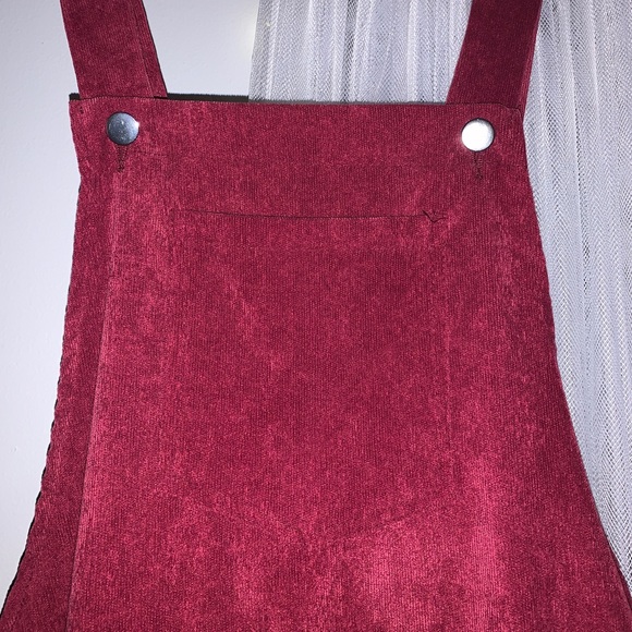 Maroon dress - Picture 2 of 3